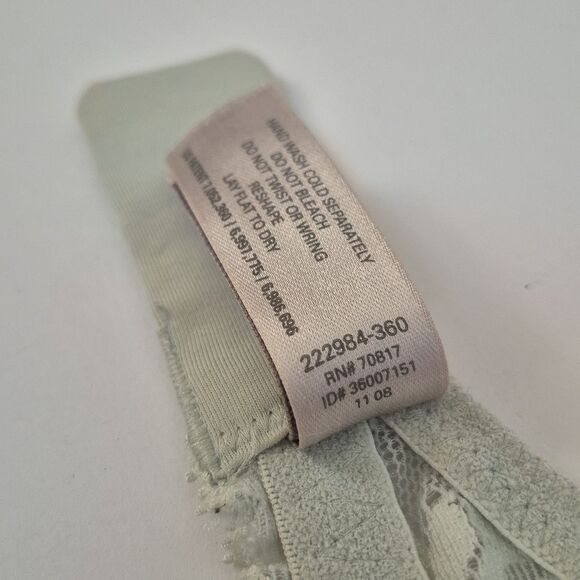 Vintage Victoria's Secret IPEX Lace Demi Bra 36C 2008 Y2k - Picture 5 of 9